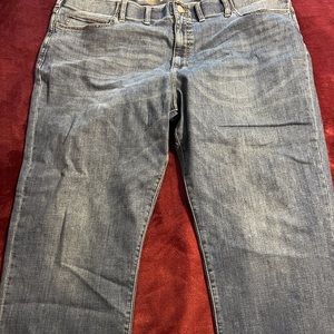 Lee size 50x32 Extreme motion MVP Jeans